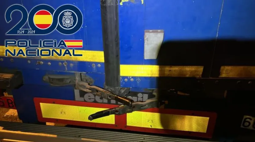 La Policía Nacional detiene a dos varones por sustraer varios catalizadores nuevos de un camión