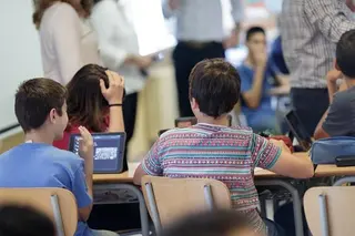 El Ministerio de Educación defiende reducir las ratios: "Mejoraría la atención individualizada y el bienestar de los docentes" | EP