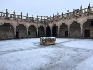 La nieve anega carreteras y tiñe de blanco Salamanca capital y provincia: imágenes de la nevada de este 28 de enero | Patricia Hernández