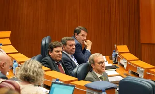 El presidente de la Junta en el Pleno de este martes en las Cortes | Foto ICAL