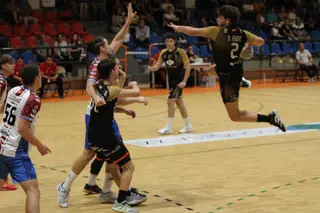 Balonmano Salamanca – BM Sanse | Belén Hurtado