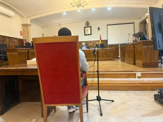 La Audiencia Provincial de Salamanca juzga a un joven acusado de agredir y herir con un vaso a un menor de 17 años durante una Nochevieja