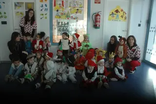 Guijuelo se llena de pastores, reyes magos, papas noel, angelitos y renos para celebrar la Navidad