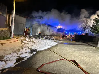 Incendio en una nave en Saelices el Chico