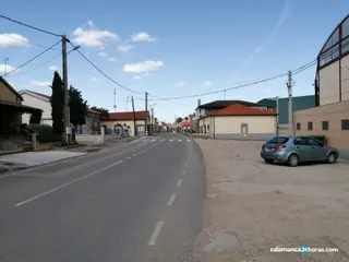 Imagen de archivo del municipio de Topas | Las viviendas y vehículo que salen en la imagen no tiene relación con el acusado
