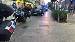 Policía Nacional y Policía Local en la calle Zamora de Salamanca. S24H.