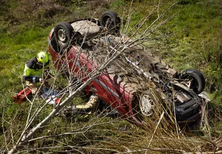 Estado en el que ha quedado el vehículos sobre el regsato | Foto: José Vicente (ICAL)