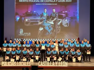 Agentes de Policía Local condecorados durante la gala celebrada el 29 de noviembre | Foto: Junta de Castilla y León