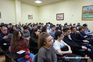 AVT (10)
