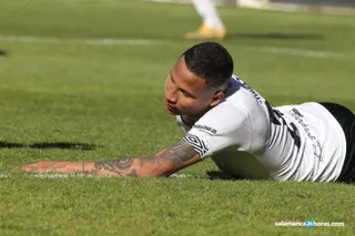 El Puma Chávez se pierde el duelo ante el filial del Real Oviedo