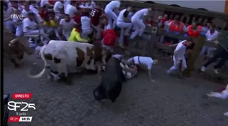 Captura de la retransmisión de RTVE del encierro