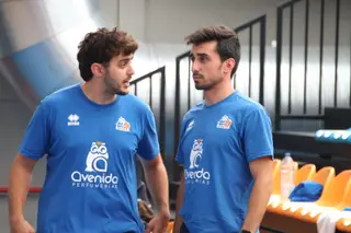 Yeray García y Ángel Bravo, en un entrenamiento de Perfumerías Avenida | Andrea