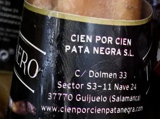 Cien por Cien Pata Negra