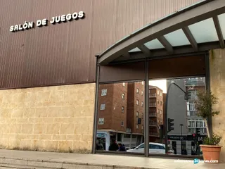 Salón de juegos Los Cipreses 3