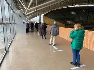 El Multiusos reabre como vacunódromo para inocular las dosis de refuerzo contra la covid
