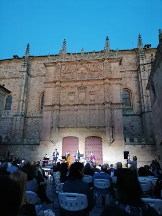 Salamanca ilumina Europa (1)