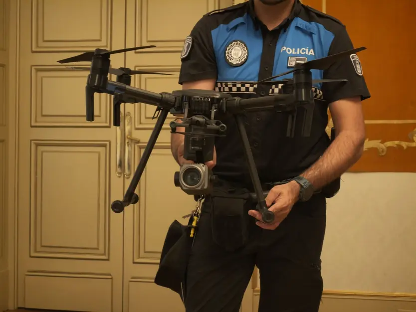 Un dron controlará los vertidos ilegales de escombros en Salamanca