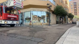 GALERÍA | Fuga de agua e inundación en la calle Arco