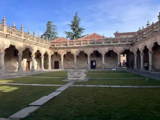Patio de Escuelas Menores. Foto de archivo