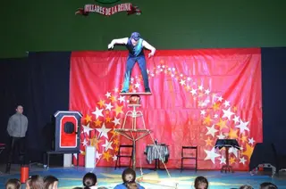 Espectáculo de circo en Villares de la Reina