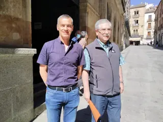 Jesús de San Antonio y José Antonio Pérez denuncian la situación del Ayuntamiento de Vitigudino