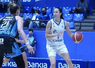 Perfumerías Avenida recupera el liderato en Liga tras ganar a Estudiantes (52-71)