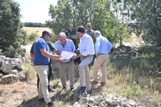 El consejero Suárez-Quiñones durante la reunión del proyecto de introducción del lince ibérico en Castilla y León. Foto Comunicación Junta de Castilla y León