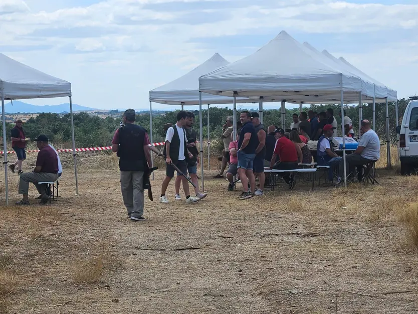 Extraordinaria participación en la tirada al plato de Lumbrales