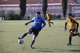 El fútbol modesto concluye su primera jornada completa del año