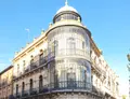 Edificio modernista en Salamanca, en la confluencia entre la Plaza del Mercado y la calle Pozo Amarillo. Foto UPL