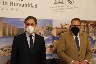 Carlos Carbayo, alcalde de Salamanca junto a Antonio Rodríguez, alcalde de Mérida