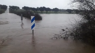 Inundaciones en la carretera de Garcirrey este pasado domingo, 9 de enero. Foto S24H