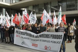 Los sindicatos vuelven a concentrarse para recuperar los derechos perdidos