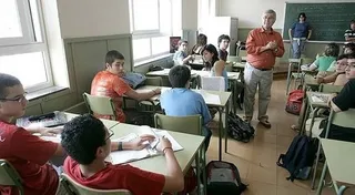 El Congreso quiere que a los profesores se les reconozca como autoridad pública