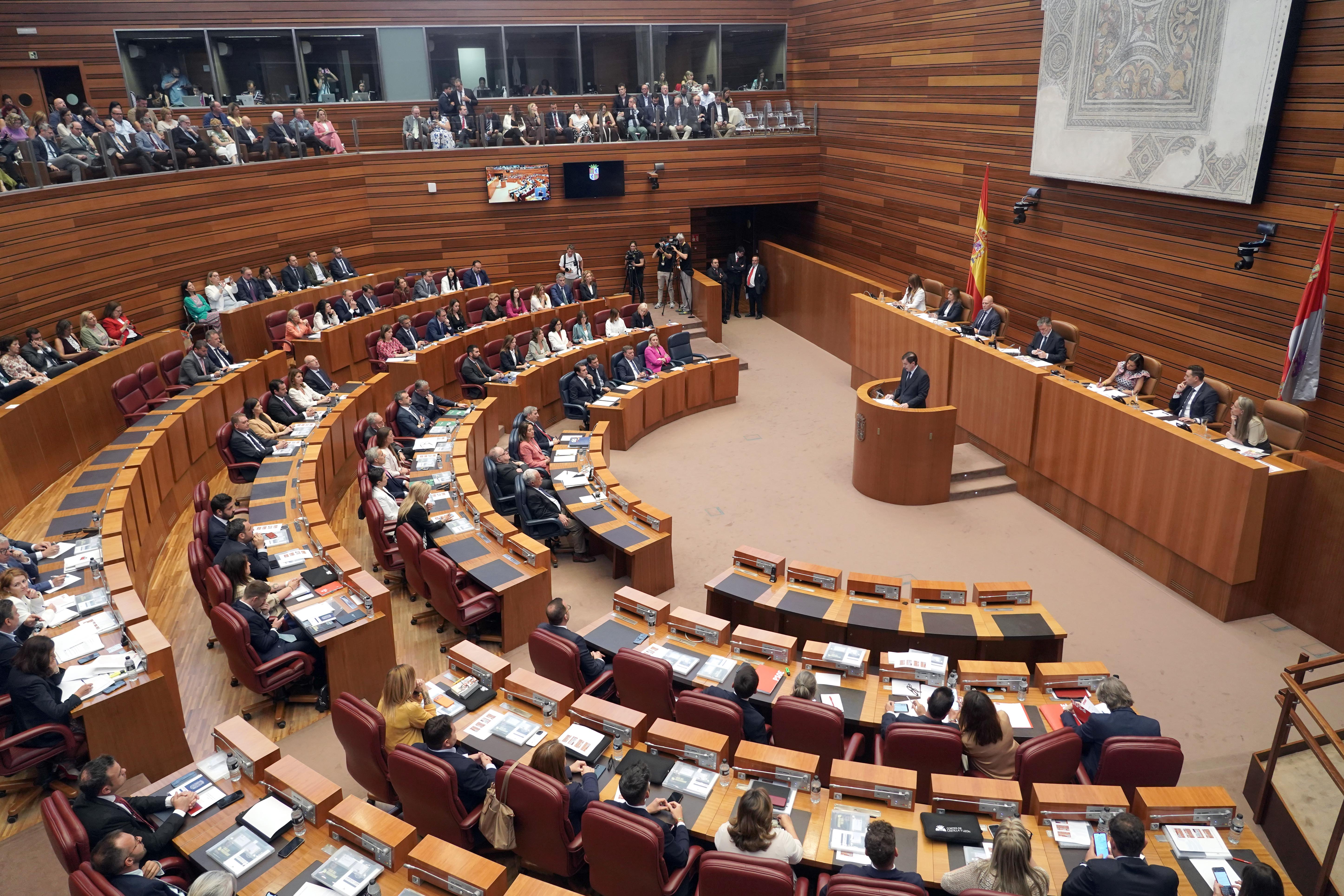 Debate De Investidura De Alfonso Fern&aacute;ndez Ma&ntilde;ueco (6)