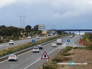 2757817
