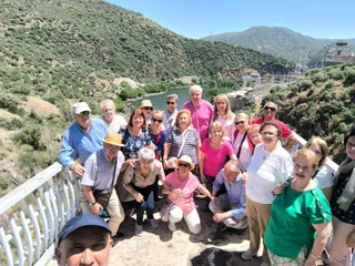 Los mayores de Santa Marta de Tormes viajan hasta Hinojosa y La Fregeneda