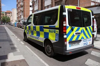 Policía Local en la calle Agricultura