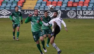 Manu Moreno, en el choque ante el Arenteiro | FOTO SALAMANCA24HORAS.COM