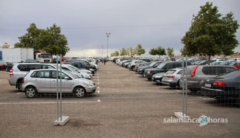 Largas colas en Salamaq en la mañana del sábado, 2 de septiembre. Fotos Andrea M (8)