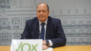 Rueda de prensa de Ignacio Rivas concejal de Vox en el Ayuntamiento de Salamanca