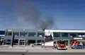 Arde una nave de un concesionario en Zaratán. ICAL