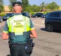 Cortado el acceso al Área de Servicio de La Pedresina tras la salida de vía de un camión que transportaba paja. Guardia Civil de Salamanca