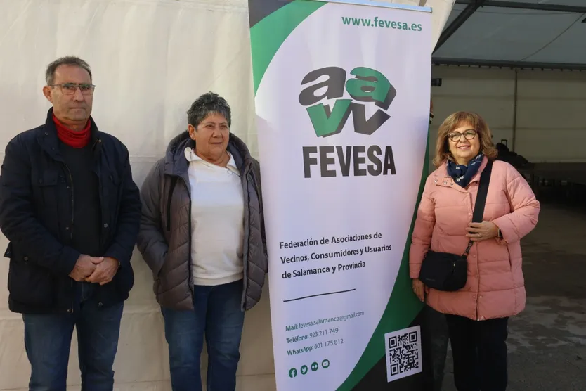 Así ha sido la celebración del Día del Vecino que busca recuperar la unión vecinal perdida en Salamanca