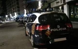 Detenido por grabar con el teléfono móvil a su empleada cuando se cambiaba de ropa