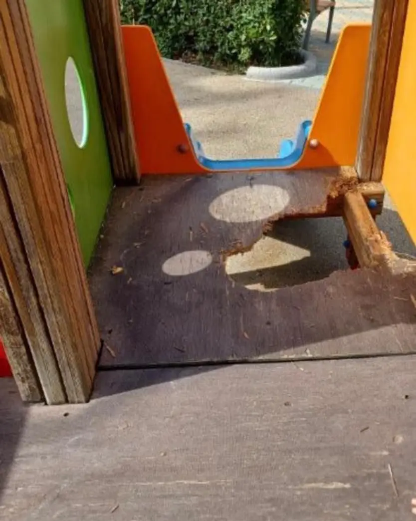 Carbajosa vandalismo en el parque La Charca