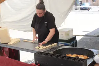 Trabajando en un mercado | Belén Hurtado