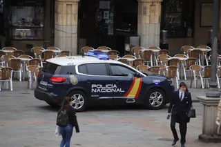 Policía nacional en la Plaza Mayor. Foto de archivo
