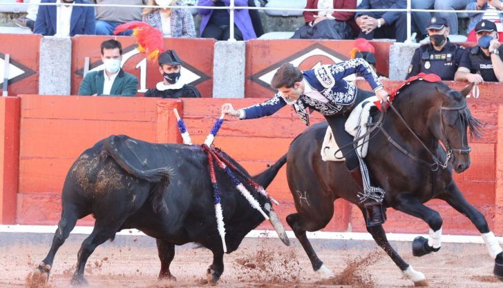 Guillermo Hermoso con Ecuador
