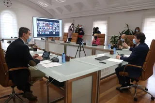 Reunión de los representantes de la Junta con alcaldes y presidentes de las diputaciones provinciales